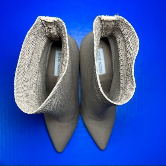 Steve Madden Womens Cookie Sock Stiletto Heels in Dark Taupe 6.5M - Picture 9 of 10